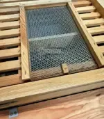 Вентилирано дъно за кошер с двойна мрежа и тясно чекмедже №11 - Палисандър ООД Ракитово